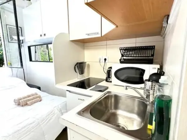 Chambre de service 1 pièce 9 m² 