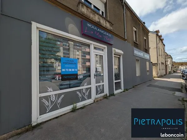 Local commercial 64 m² 