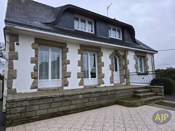 Maison 7 pièces 136 m² 