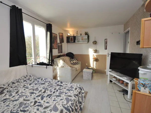 Studio 1 pièce 22 m² 