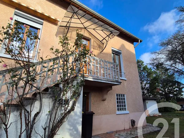 Maison 6 pièces 198 m² 