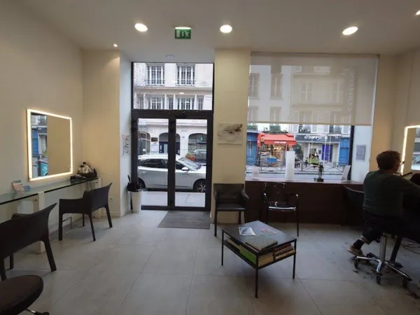 Boutique 93 m² 