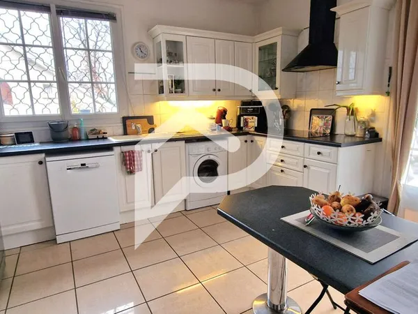 Villa 6 pièces 150 m² 