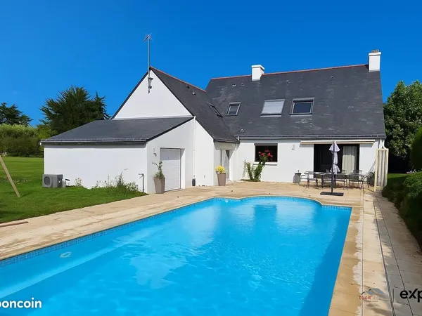 Propriété 7 pièces 190 m² 
