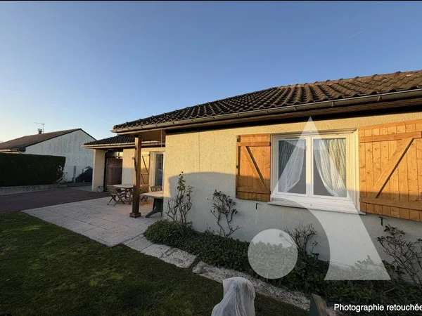 Maison de plain-pied 4 pièces 90 m² 