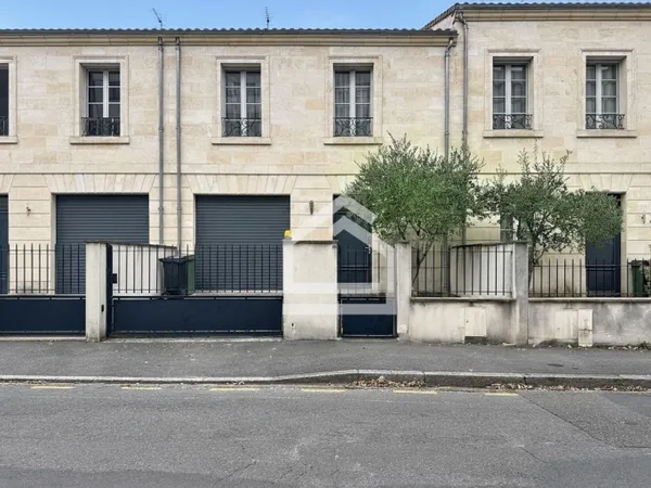 Bordeaux Caudéran - Maison avec façade en pierre de 139m², 4 Ch 
