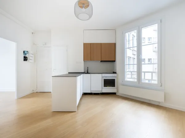 Appartement 3 pièces entièrement rénové 