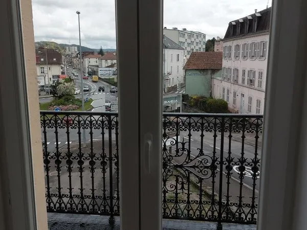 Grand F2 de 60 m² proche du centre d'Épinal 