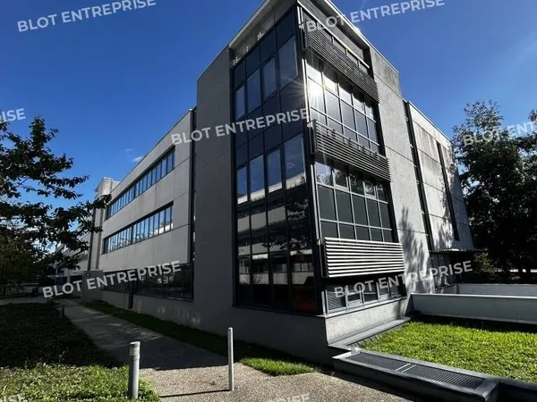 Bureau 346 m² 