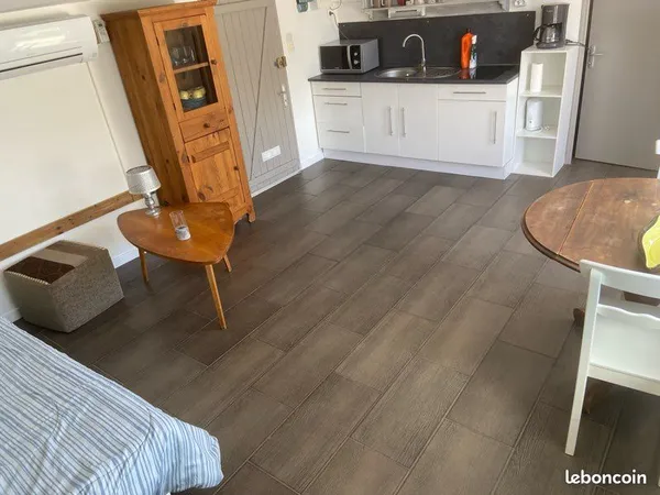 Loue studio meublé 
