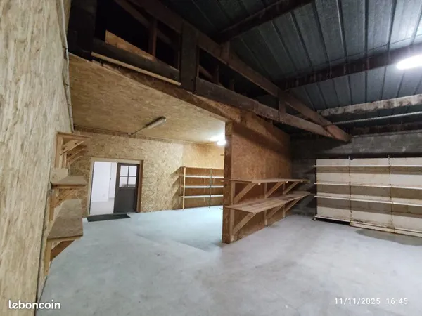 Local commercial 140m2 
