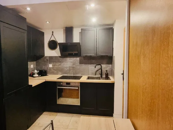 Appartement 1 pièce 30 m² 