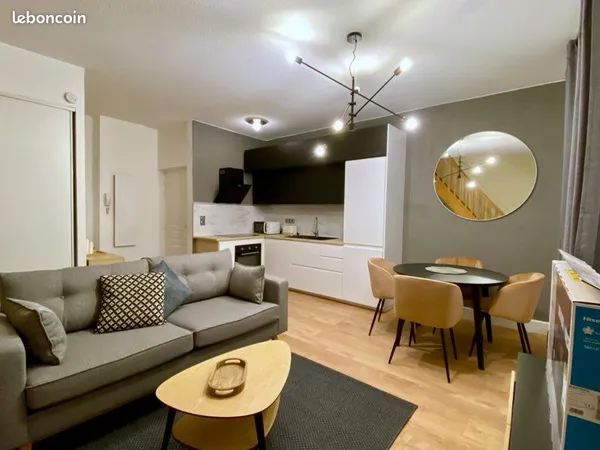 🌟 Magnifique Duplex P2 Bis Meublé - Entièrement Refait à Neuf il y a 3 Ans 🌟 