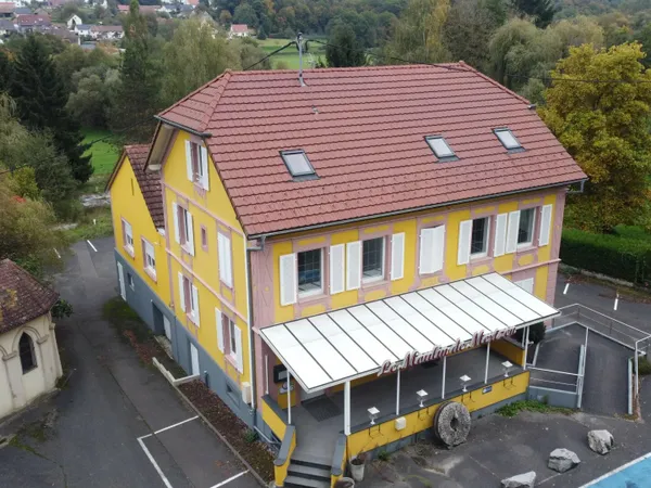 Mertzen (68210) - Proche Dannemarie Restaurant + Immeuble rénové - VENTE INTERACTIVE 