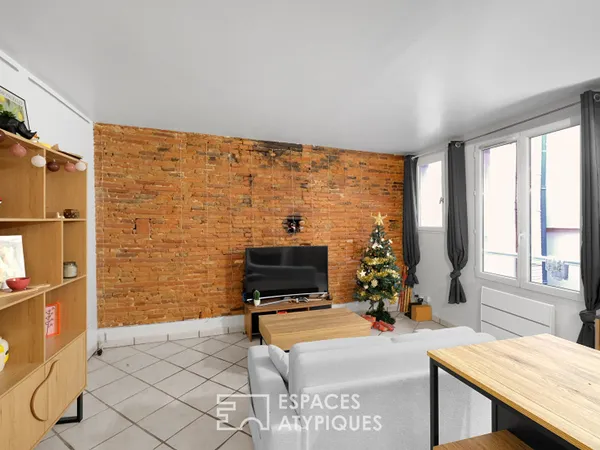Duplex en dernier étage aux Carmes 