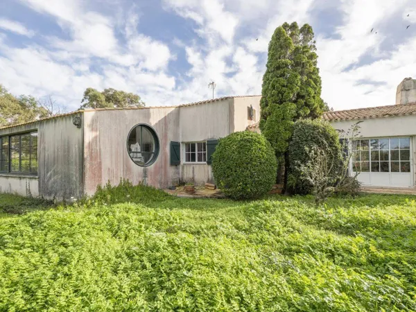 Maison 7 pièces 265 m² 