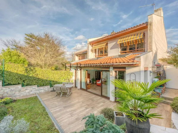 Maison 5 pièces 123 m² 