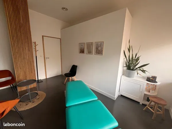 Location bureau de 13m2 