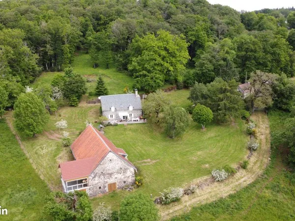 Bien agricole 250000 m² Sarroux - Saint Julien 