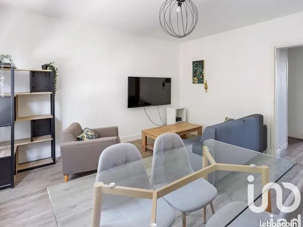 Chambre 1 pièce 68 m² 
