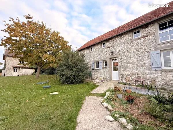 Maison 8 pièces 142 m² 