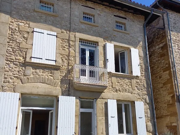 Drôme - BEAUREGARD BARET - Maison de 143 M2 comprenant deux 