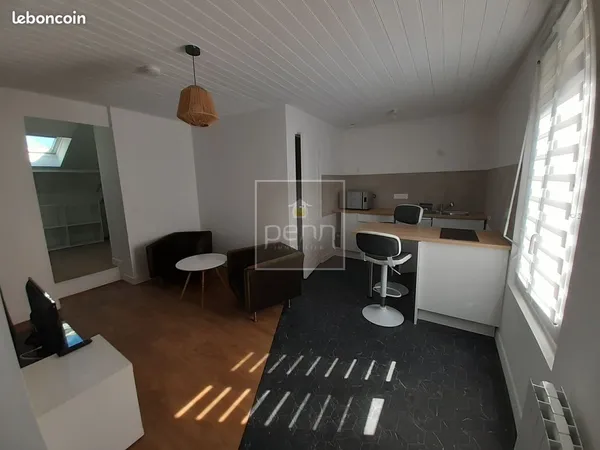 Studio 1 pièce 28 m² 
