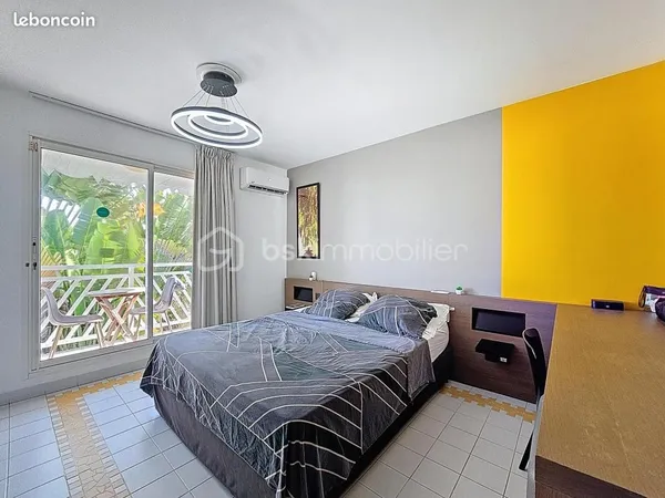 Studio 1 pièce 19 m² 