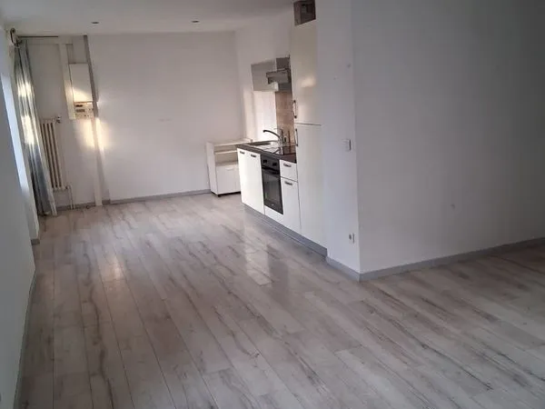 Appartement F2 refait à neuf proche du centre-ville de Seloncourt 