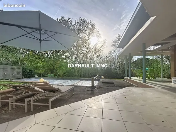 Maison 5 pièces 157 m² 