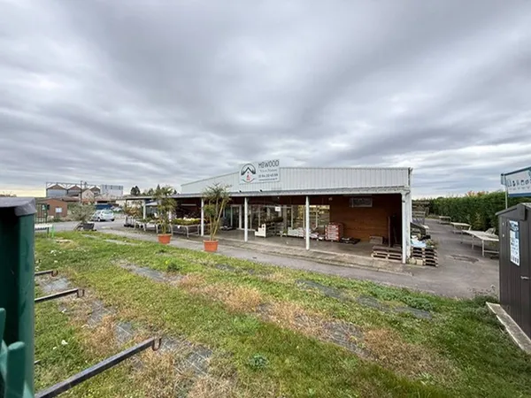 Local commercial 400 m² 