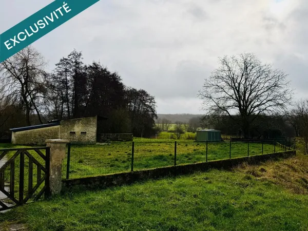 Terrain 881 m² 