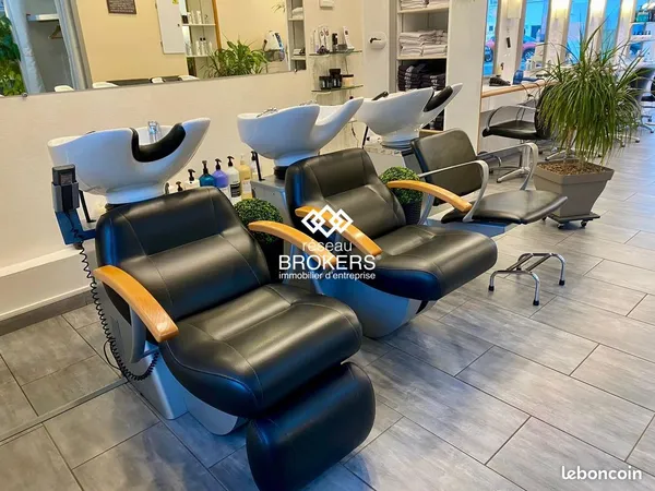 Salon de coiffure 61 m² Melun 