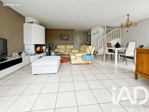Maison 4 pièces 120 m² 