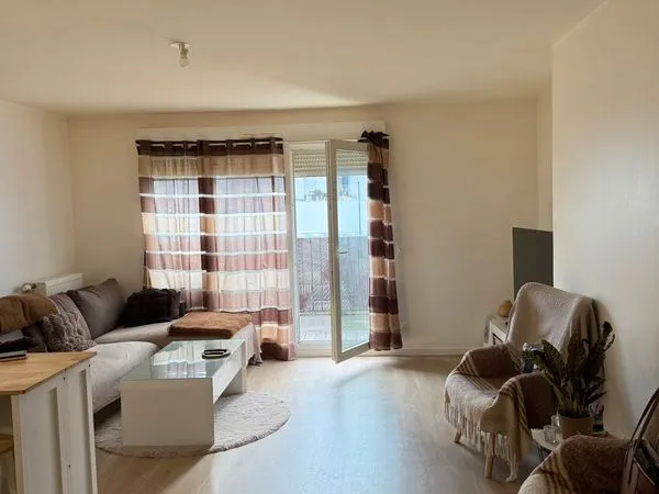 Bondoufle - Appartement T2 très récent 49,43 m² avec balcon, parking sécurisé, toutes 