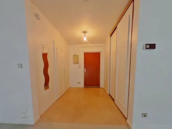 APPARTEMENT T1 BIS // LYON 2EME 