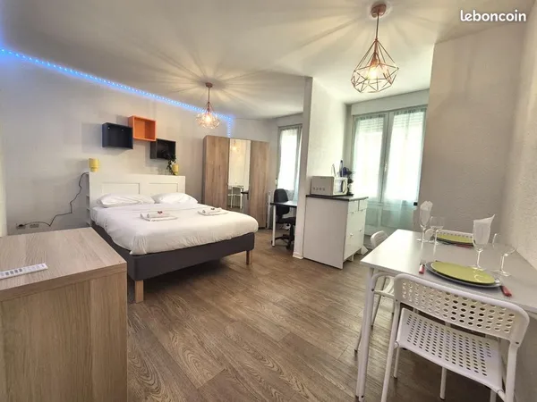 Studio 1 pièce 21 m² 