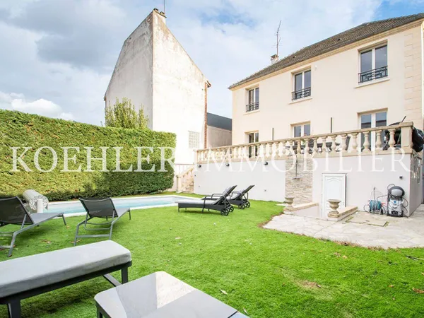 Maison 7 pièces 182 m² 