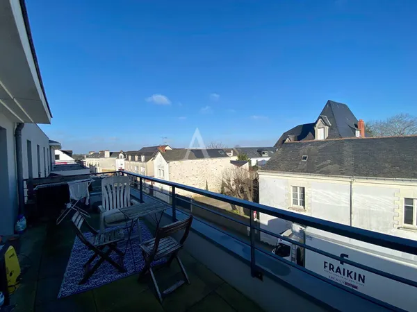 Studio 1 pièce 25 m² 