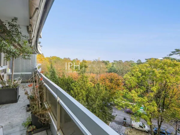 Appartement 4 pièces 121 m² 
