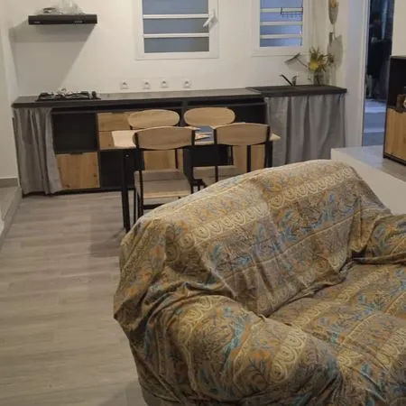 850 - T2 meublé 36 m² 