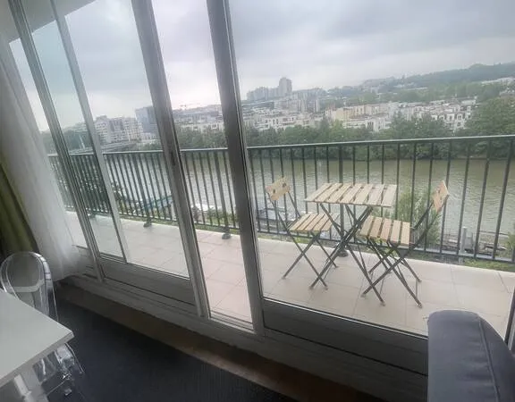 Appartement 4 pièces 94 m² 