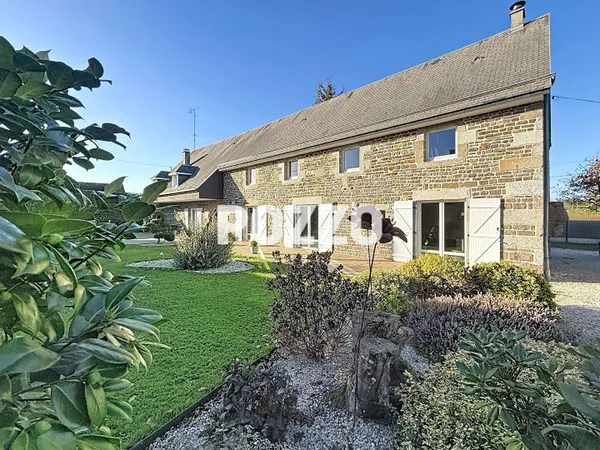 Maison 7 pièces 239 m² 