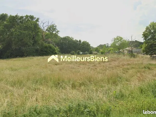 Terrain 1 443 m² Gauriaguet 