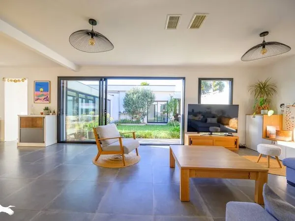 Maison 6 pièces 165 m² 