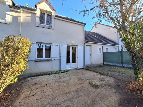 Château 3 pièces 63 m² 