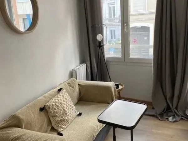 Beau 2P meublé 33m² avec petite terrasse 