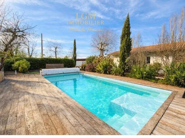 Villa 4 pièces 207 m² 
