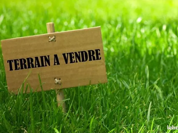 Terrain 444 m² 