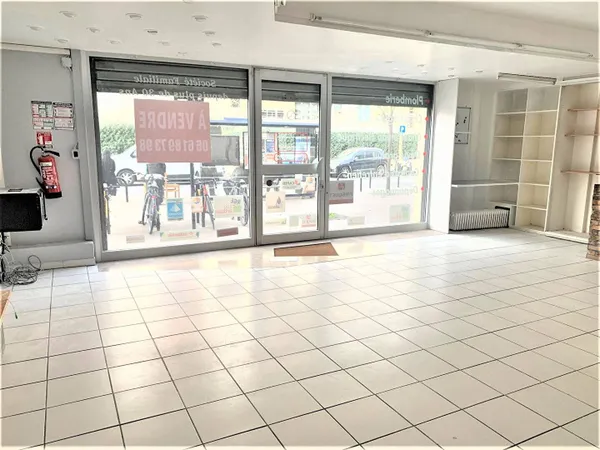 Local commercial 50 m² 